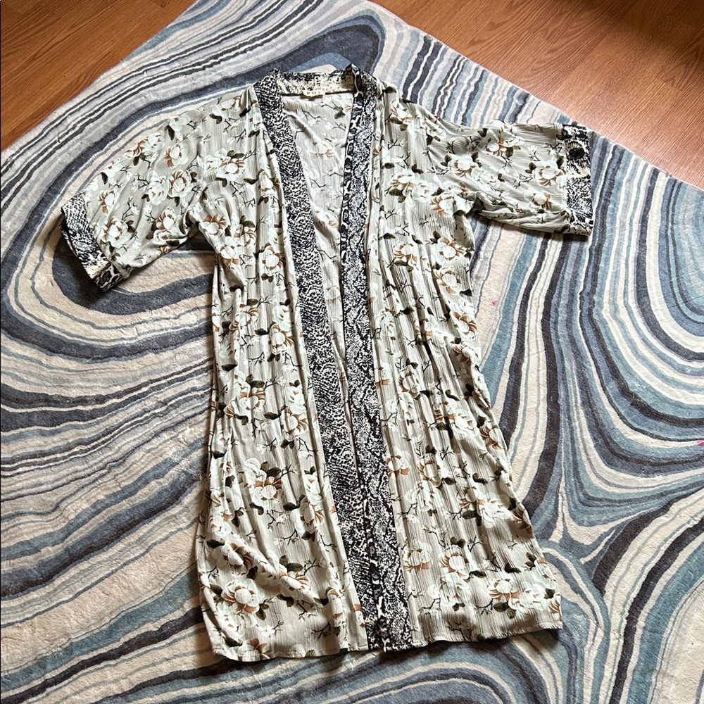 Floral Kimono with Snake Trim